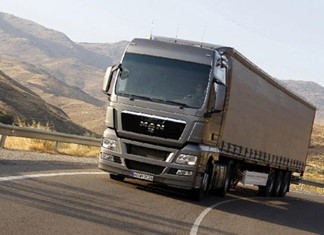 Χωρίς τσουχτερά πρόστιμα η κίνηση φορτηγών σε παράδρομους 