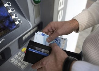 Ανακοινώθηκαν οι νέες ελαφρύνσεις των Capital Controls