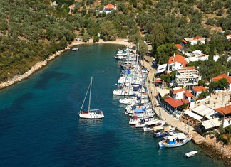 Αλόννησος: Νομιμοποιείται το λιμανάκι στη Στενή Βάλα