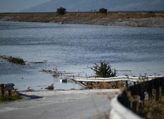 Η Κάρλα ξεπέρασε την λίμνη Τριχωνίδα