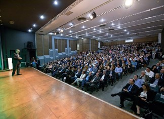 Καθήλωσε το κοινό ο Μιχάλης Μπλέτσας μιλώντας στην εκδήλωση της ΤΥΡΑΣ