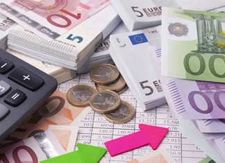 Το 40% των φόρων του κράτους καταβάλλουν μόλις 914 επιχειρήσεις
