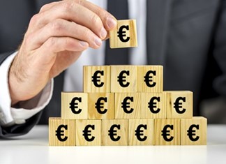 Ernst & Young: Ελκυστικός προορισμός για επενδύσεις παραμένει η Ευρώπη