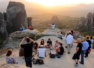 Πάνω από 30 εκατομμύρια τουρίστες αναμένονται το 2017 στην Ελλάδα
