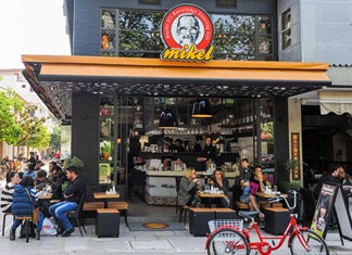 H Mikel Coffee Company έφτασε τα 350 καταστήματα