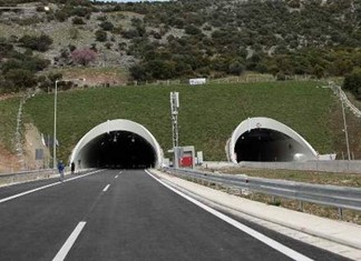 Τέμπη: Κεραία στις σήραγγες από τις εταιρείες κινητής τηλεφωνίας