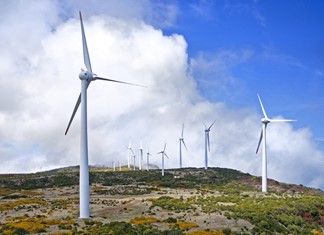 Στοπ από το ΥΠΕΝ σε αιολικό του Ασπροποτάμου λόγω κατάτμησης