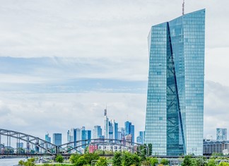 Πιο ψηλά και για πολύ καιρό θα μείνουν τα επιτόκια