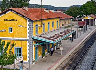 Με χρόνια η επέκταση του θεσσαλικού σιδηρόδρομου