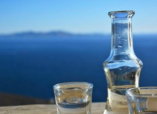 Πλήγμα για το τσίπουρο στην Αυστραλία