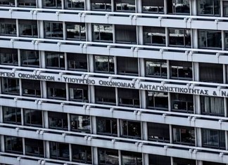 Στα ύψη οι εισπράξεις ΦΠΑ