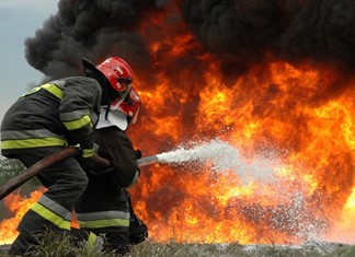 Πυρκαγιά σε μονάδα της Alfa Wood στη Λάρισα