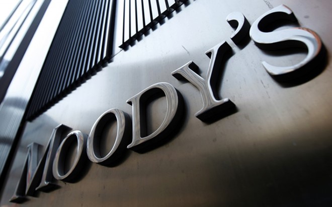 Αρνητικό κλίμα για την Ελλάδα σκιαγραφείται σε αποτίμηση της Moody's