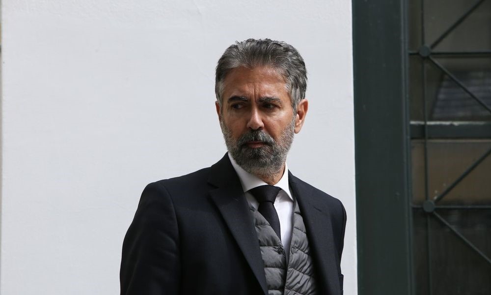 Ο Φρουζής της Novartis φτιάχνει γιαούρτι στη Λάρισα