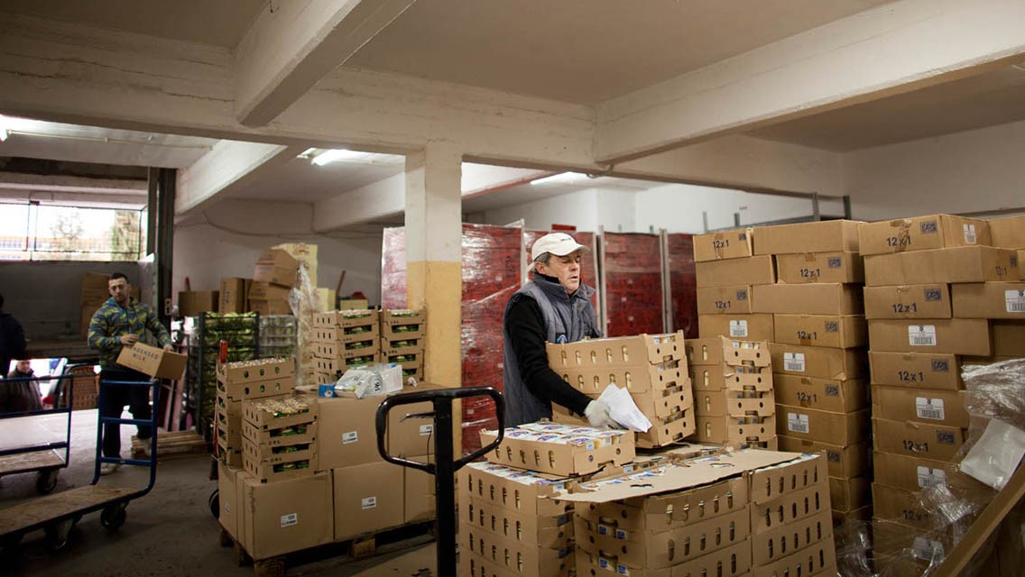 Τρόφιμα από επιχειρήσεις 27 τόνων παρέδωσε η Τράπεζα τροφίμων Θεσσαλίας