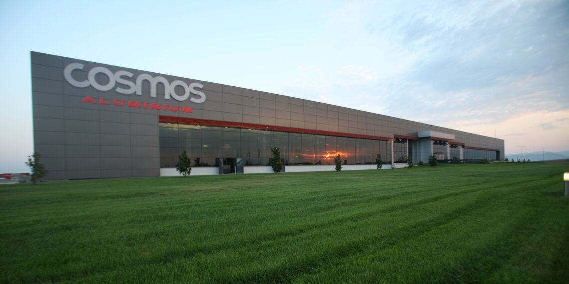 Μπόνους στους εργαζόμενους της COSMOS Aluminium
