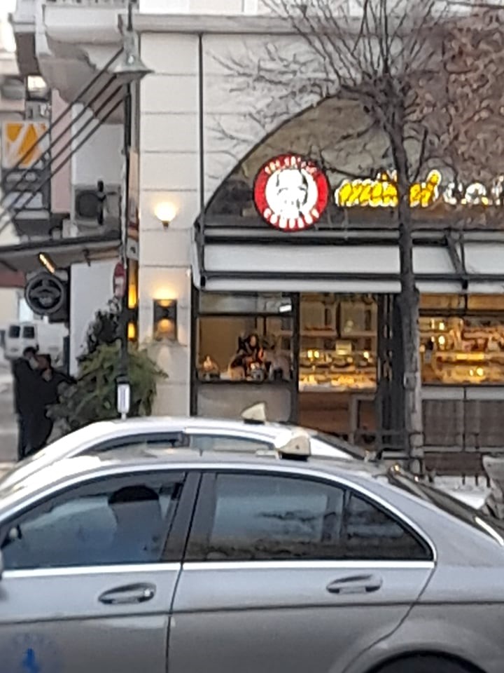 Λάρισα: Νέο μοντέλο, φούρνοι και Καφέ στην ίδια στέγη
