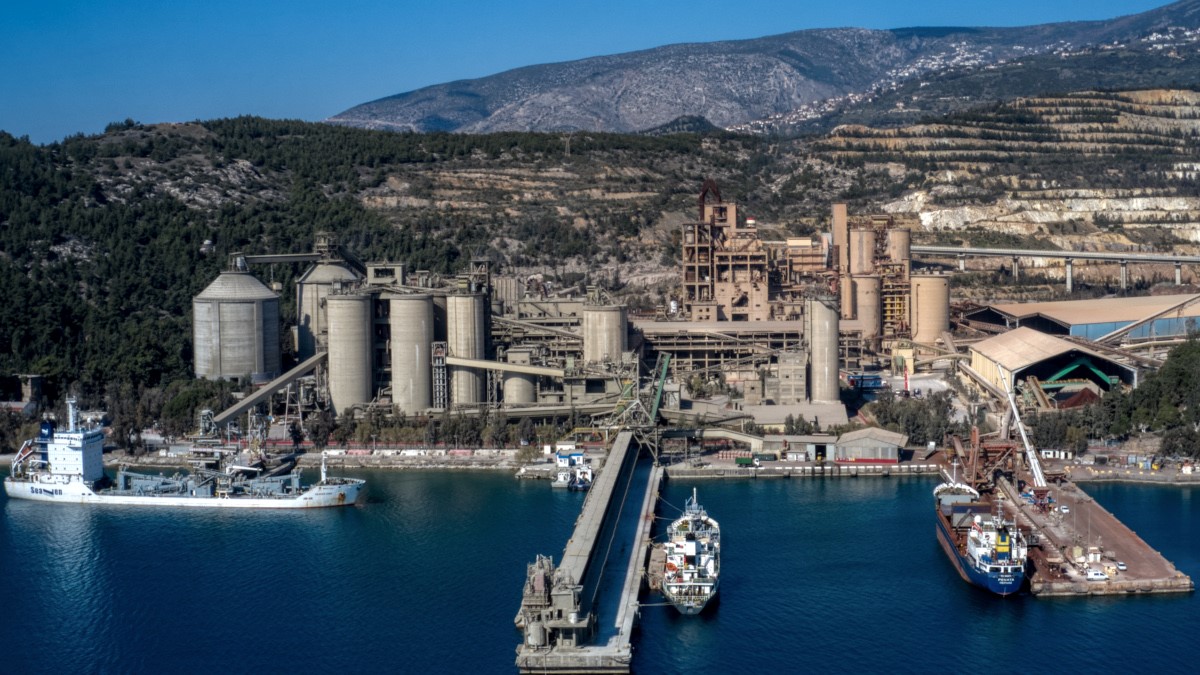Φωτοβολταϊκά πάρκα από την ΑΓΕΤ Ηρακλής
