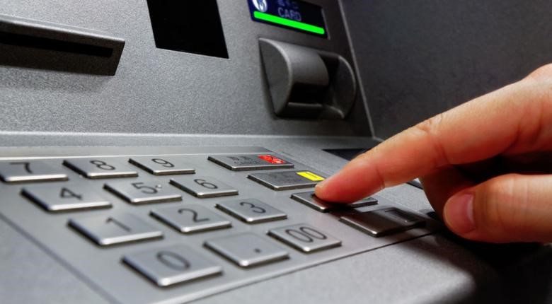 Χαλαρώνουν για τις επιχειρήσεις τα capital controls
