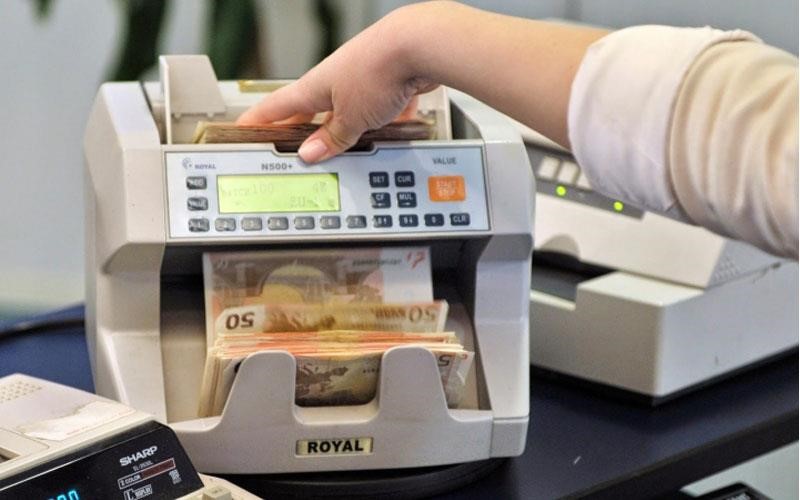 Κατά 11.000 θα μειωθούν οι υπάλληλοι των τραπεζών μέχρι το 2020
