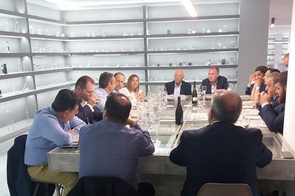 Γεύμα Θεσσαλών επιχειρηματιών στην Αθήνα με τον πρόεδρο της Νέας Δημοκρατίας