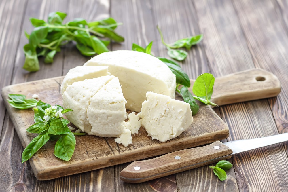 Το λευκό τυρί απειλεί την φέτα