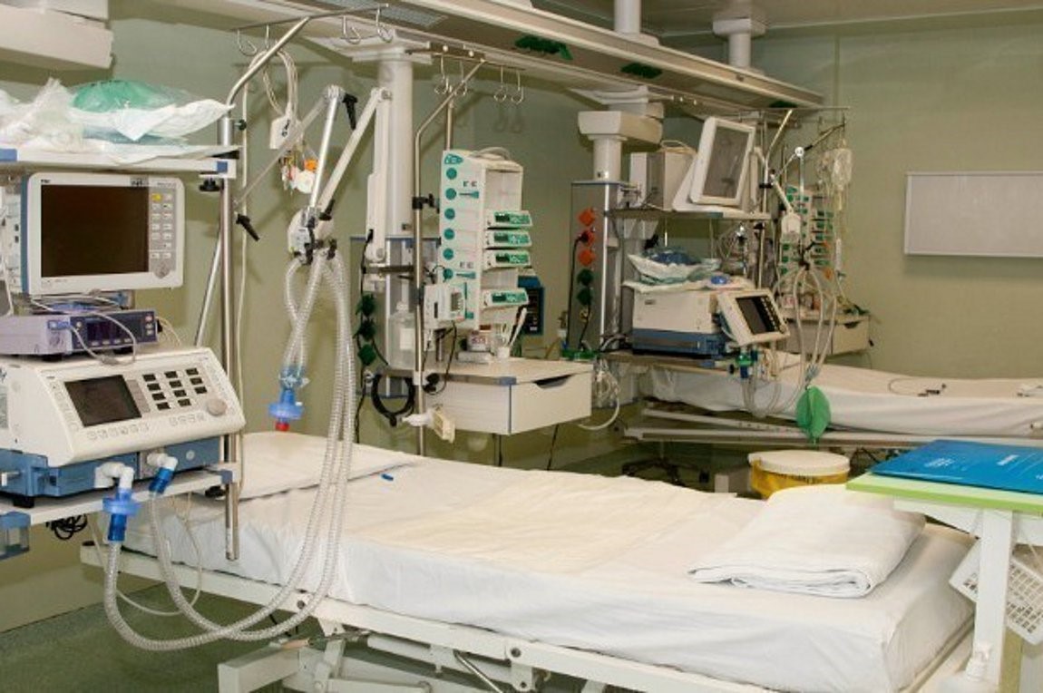 Γιάννης και Εύη Καντώνια: Δωρεά δύο κλινών ΜΕΘ στο Πανεπιστημιακό